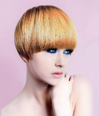 Стрижка боб с креативным окрашиванием