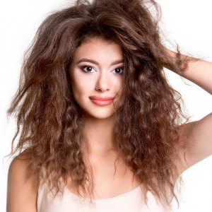 Стрижки для поврежденных волос: как скрыть проблему?