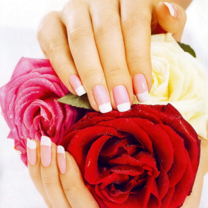 Французский маникюр. Не стоит ограничиваться классикой 