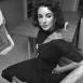 Актриса Элизабет Тейлор в маленьком черном платье, 1950-е годы