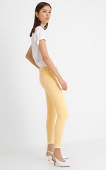 Модный цвет 2018 - пастельные оттенки. Джинсы Benetton