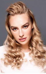 Лёгкие волны по длине и объёмная чёлка 