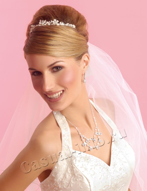 Свадебные прически с фатой