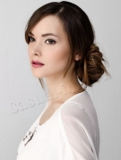 Низкий пучок на длинные волосы