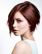 Модные прически с рваными линиями