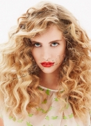 Локоны на длинные волосы в стиле афро