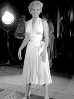  Платья с плиссировкой Мэрилин Монро фильм Зуд седьмого года, 1955 год