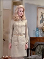 Платье-рубашка Катрин Денев фильм Дневная красавица, 1967 год