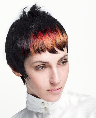 Стрижка боб с креативным окрашиванием