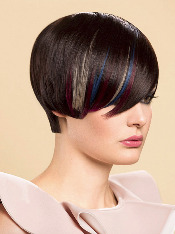 Стрижка боб с креативным окрашиванием