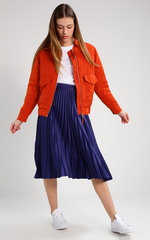 Сочетания ярких фиолетовых оттенков с другими цветами