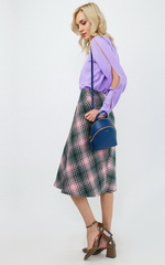 Креативное сочетание фиолетовых оттенков 