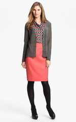 Юбка-карандаш яркого насыщенного цвета