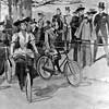 Иллюстрация Велосипедисты в Гайд-парке, 1896 г.